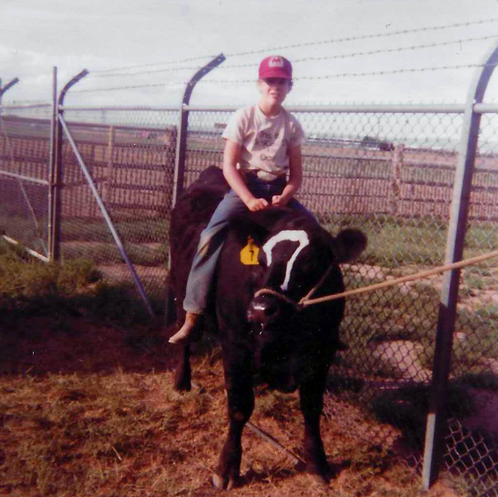 Roger kiddo ridin cow